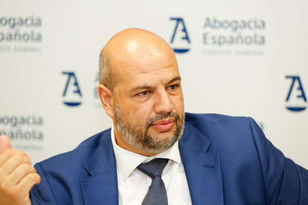 Enrique Zarza, abogado penalista en Granada